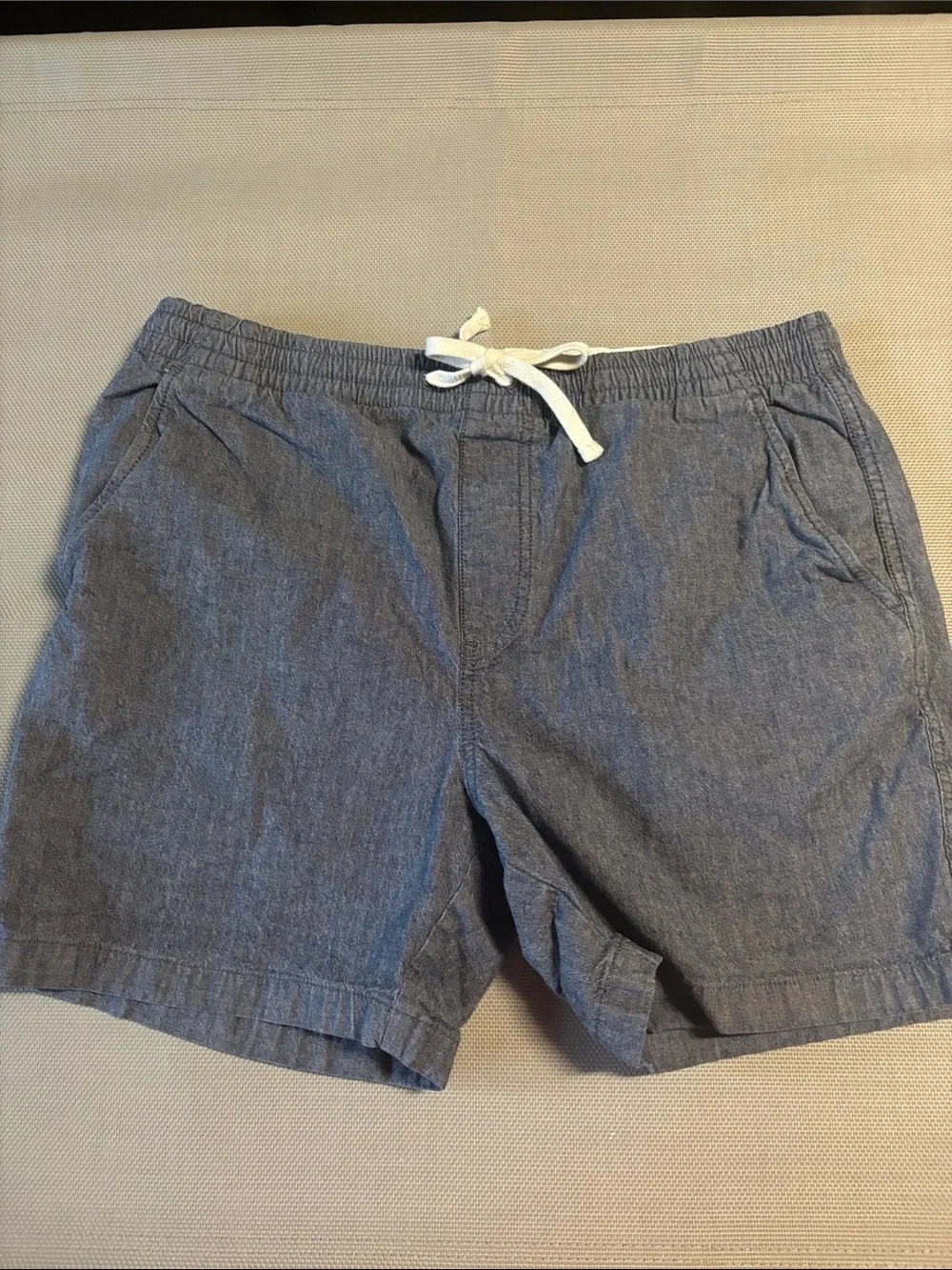 J. Crew Light Chambray Shorts - Light Blue sz L EUC